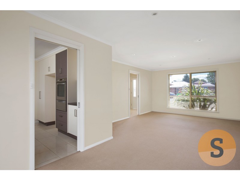 8 Savoy Place, Youngtown TAS 7249