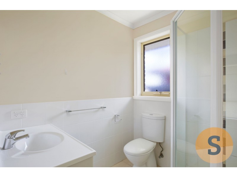 8 Savoy Place, Youngtown TAS 7249