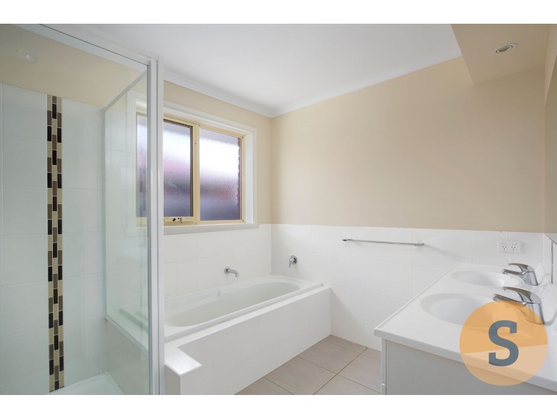 8 Savoy Place, Youngtown TAS 7249