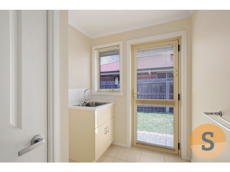 8 Savoy Place, Youngtown TAS 7249