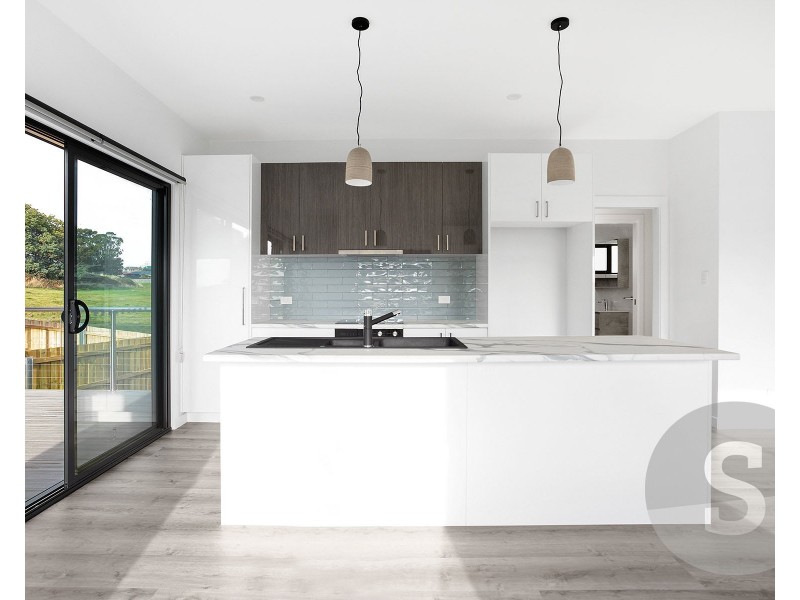 7-9 Malachi Court, Newnham TAS 7248