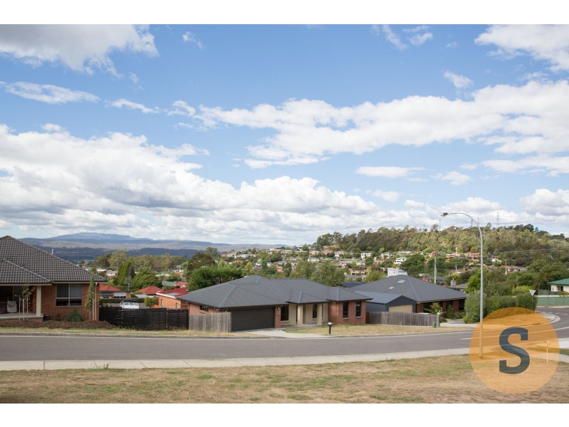 7 Assisi Avenue, Riverside TAS 7250
