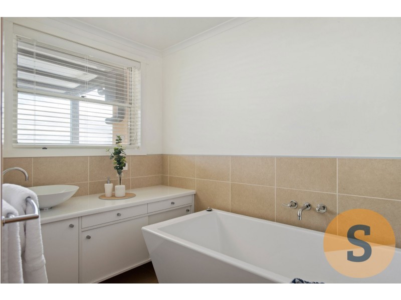 16 Matthew Place, West Launceston TAS 7250