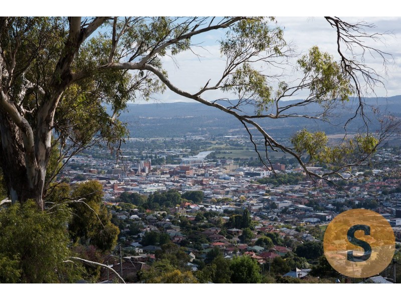 16 Matthew Place, West Launceston TAS 7250