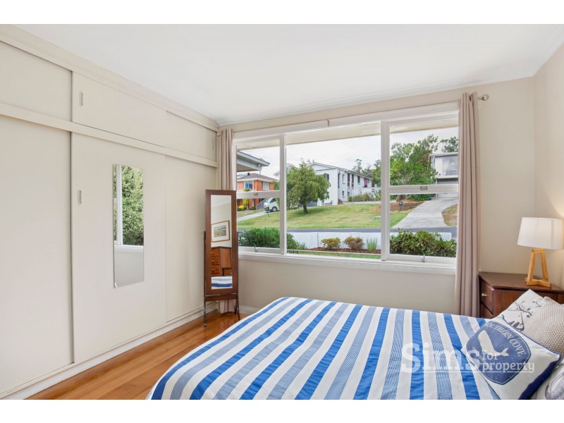 25 New World Avenue, Trevallyn TAS 7250