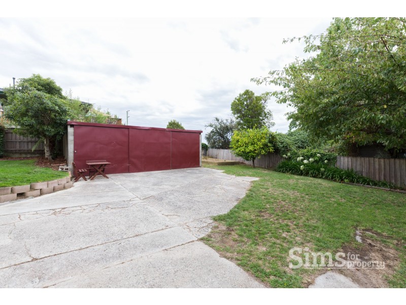 25 New World Avenue, Trevallyn TAS 7250