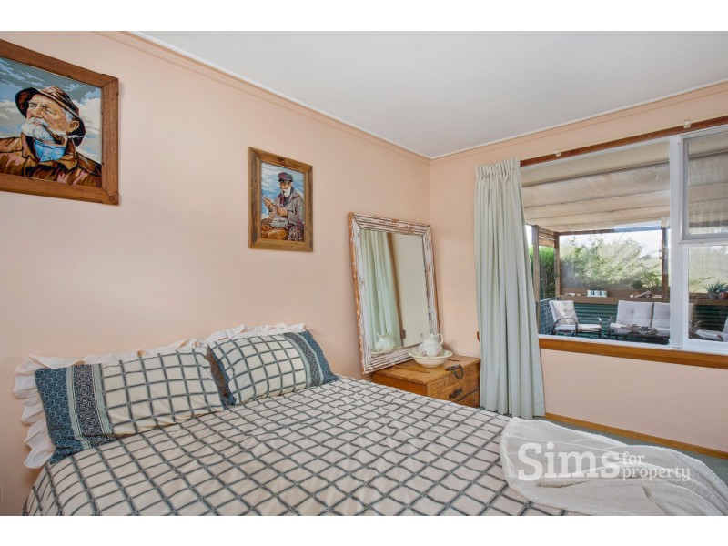 10 Bluegum Road, Youngtown TAS 7249