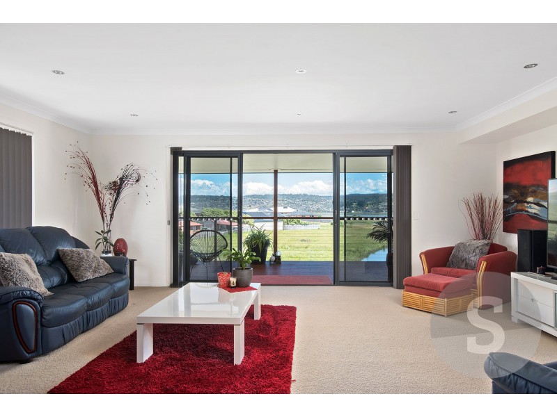 13 Carillion Court, Newnham TAS 7248