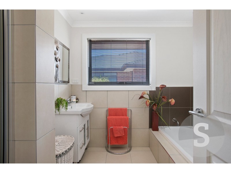 13 Carillion Court, Newnham TAS 7248