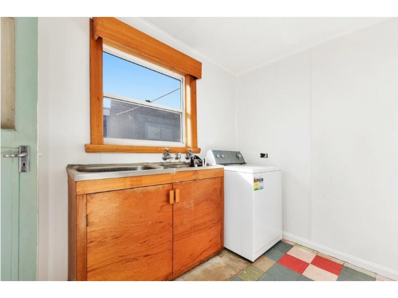 1 Vale Street, Prospect Vale TAS 7250