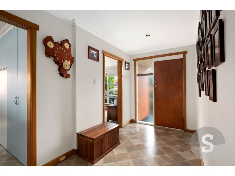 19 Egan Street, Newnham TAS 7248