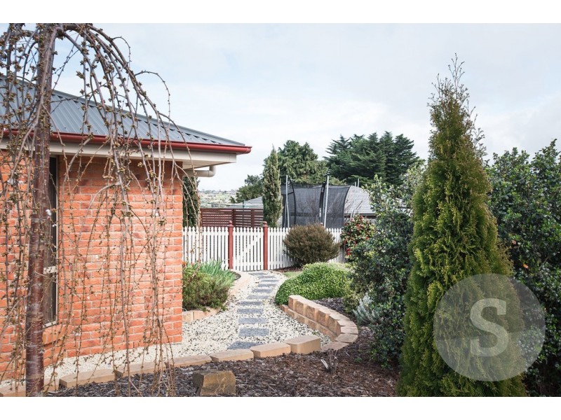 9 Tender Way, St Leonards TAS 7250