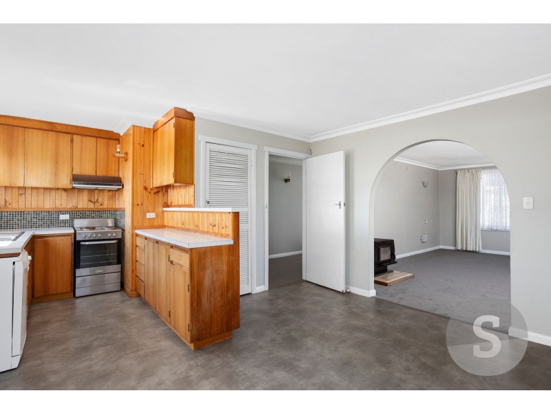 7 Boiton Hill Road, Norwood TAS 7250