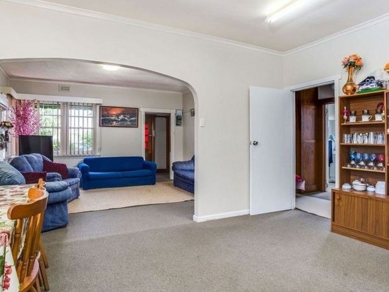 2 Truscott Grove, Mowbray TAS 7248