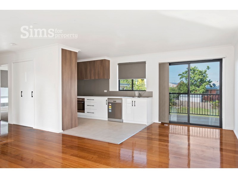 7 Wallace Street, Newnham TAS 7248