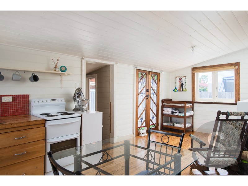 8 Frank Street, Invermay TAS 7248