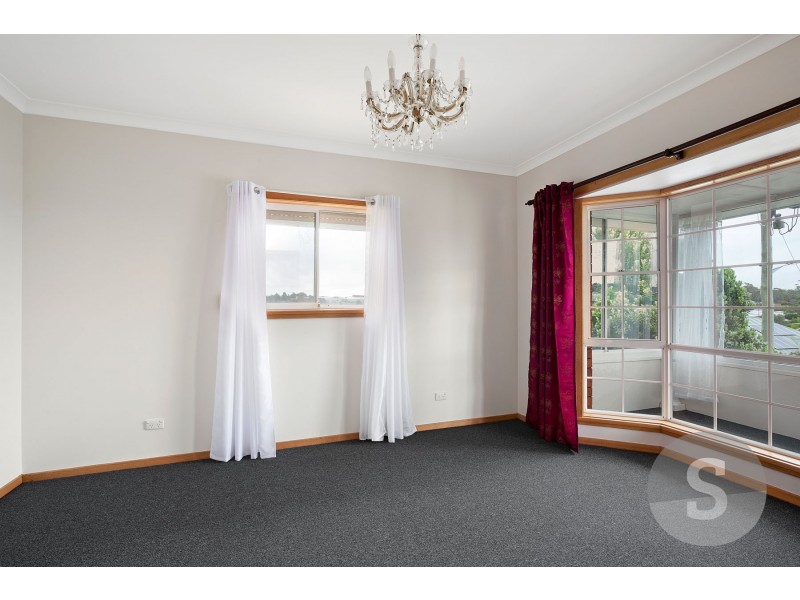 8 Summer Rise, Summerhill TAS 7250