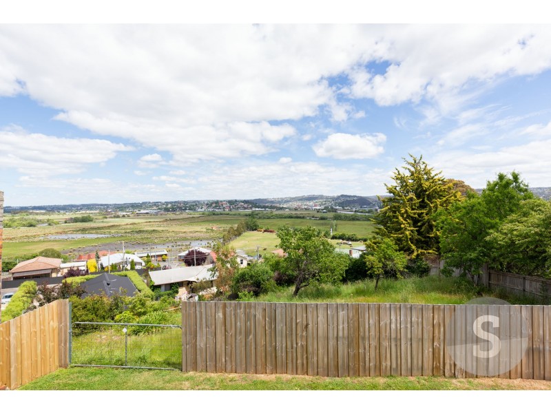 14 Betsy Street, Mowbray TAS 7248