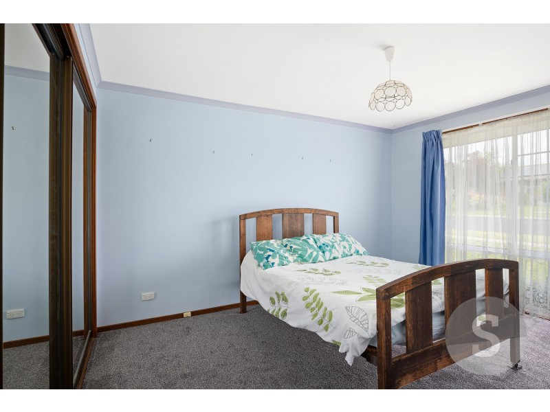 4 Commodore Drive, Newnham TAS 7248