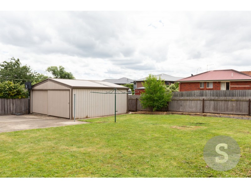 4 Commodore Drive, Newnham TAS 7248