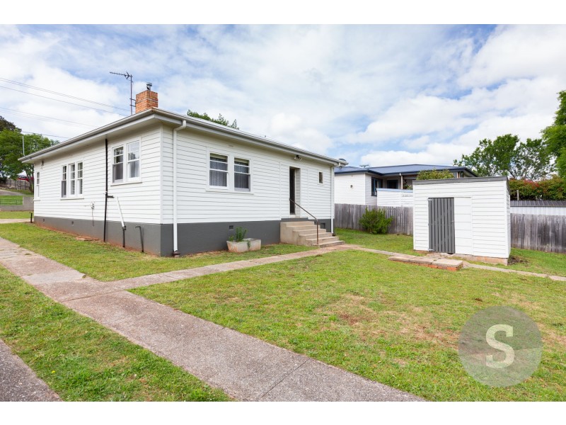 9 Lansdowne Place, Deloraine TAS 7304