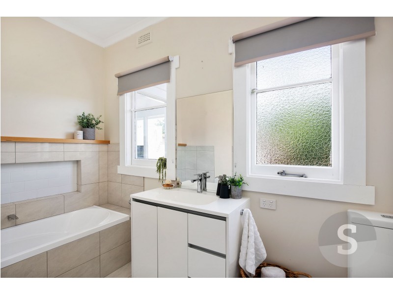 12 Shirley Place, Kings Meadows TAS 7249