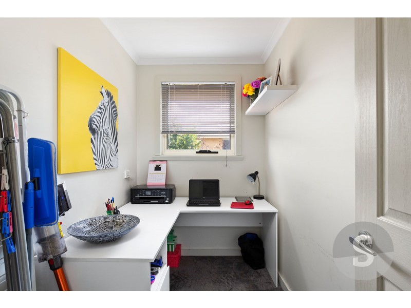 17 Dafnis Drive, Newnham TAS 7248