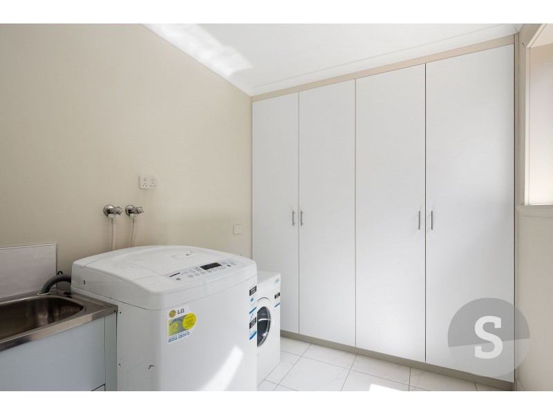 17 Dafnis Drive, Newnham TAS 7248