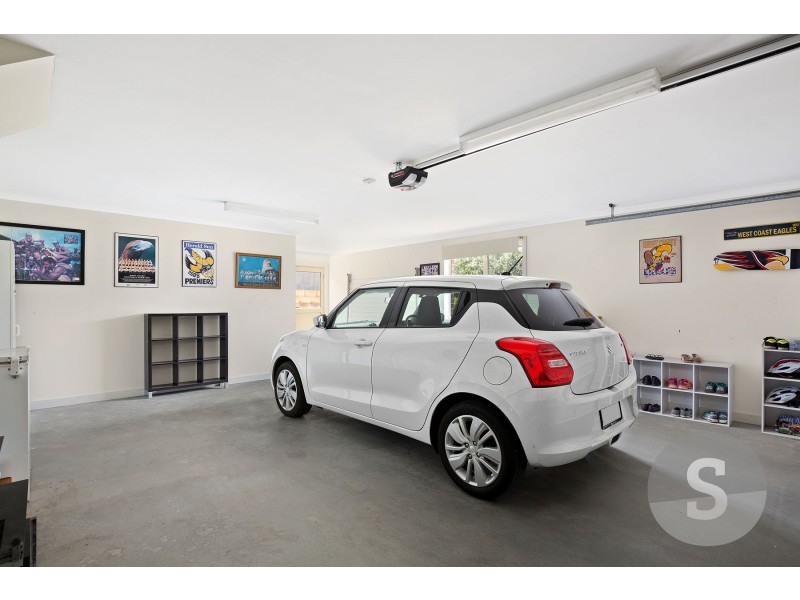 17 Dafnis Drive, Newnham TAS 7248