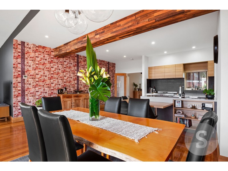 11 Riverdale Grove, Newstead TAS 7250