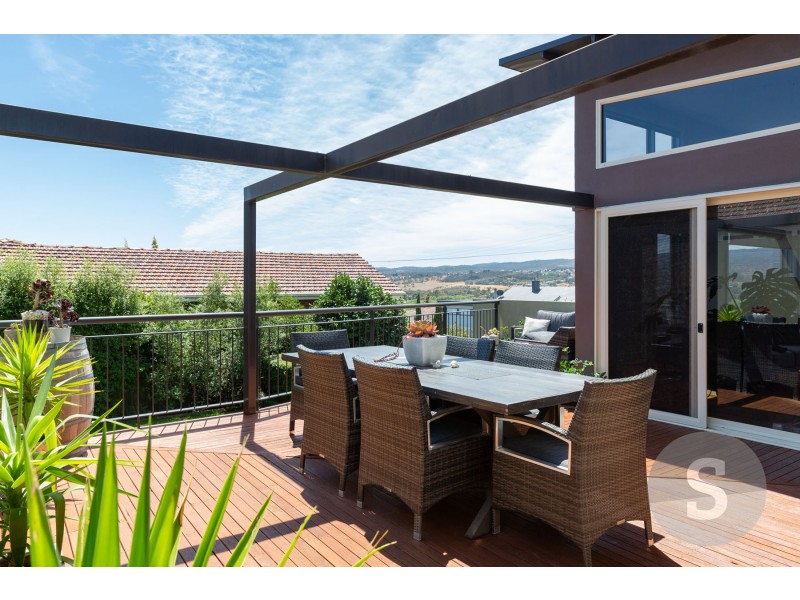 11 Riverdale Grove, Newstead TAS 7250