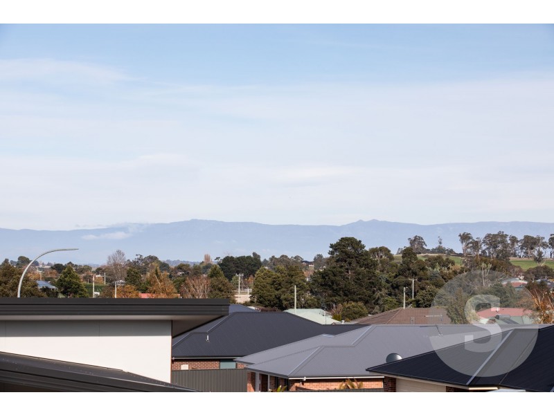 9B Muirton Way, Perth TAS 7300