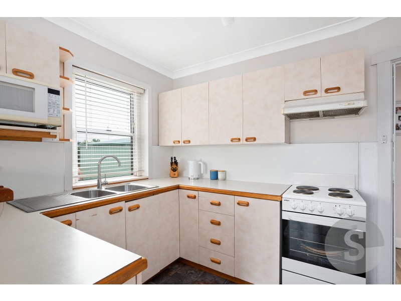 28 Medina Street, Youngtown TAS 7249