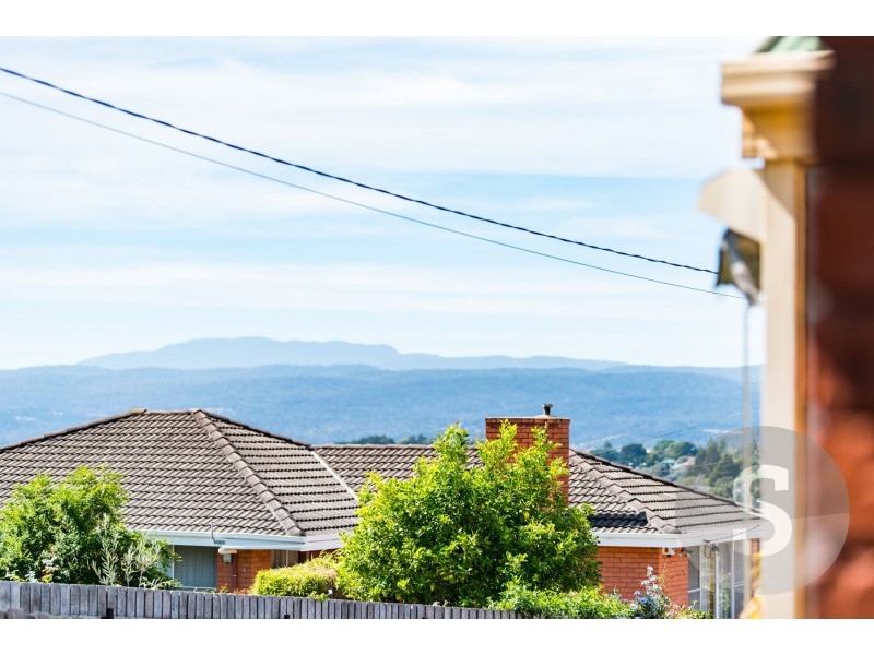 2/12 Prospect Street, Prospect TAS 7250