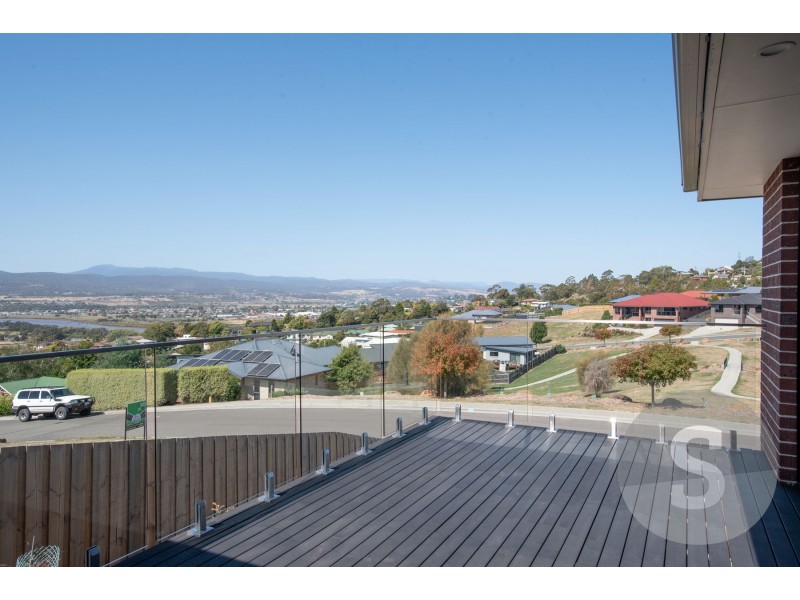 32 Balmoral Avenue, Riverside TAS 7250