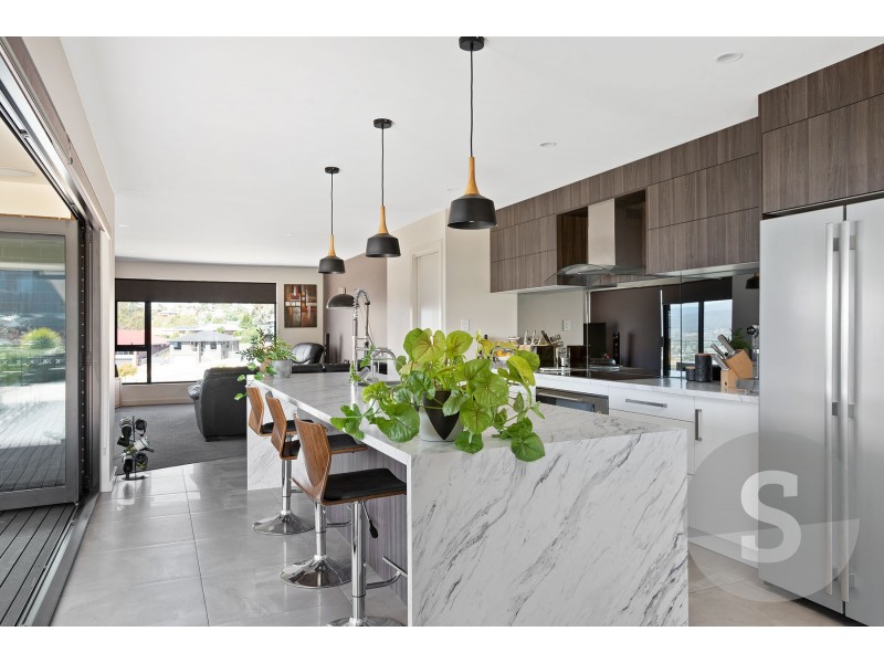 32 Balmoral Avenue, Riverside TAS 7250