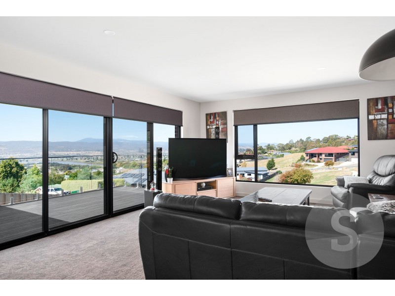 32 Balmoral Avenue, Riverside TAS 7250