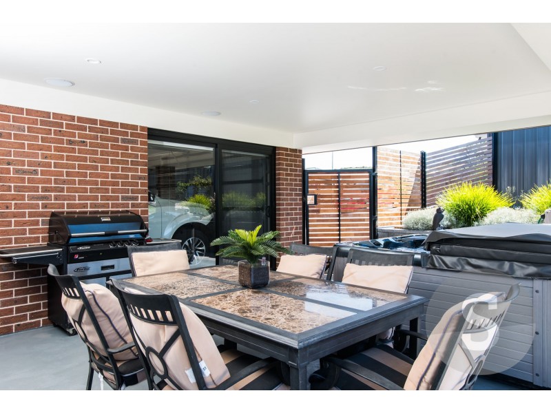 32 Balmoral Avenue, Riverside TAS 7250