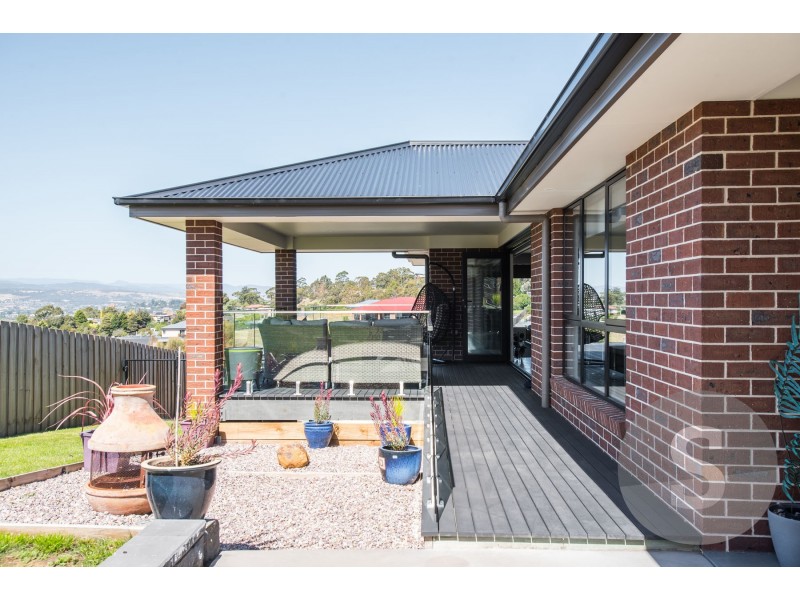 32 Balmoral Avenue, Riverside TAS 7250