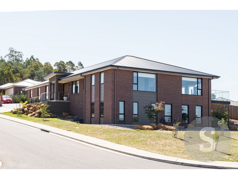 32 Balmoral Avenue, Riverside TAS 7250