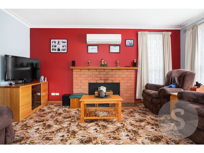 1 Tompsons Lane, Newnham TAS 7248