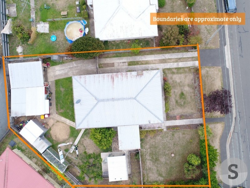 1 Tompsons Lane, Newnham TAS 7248
