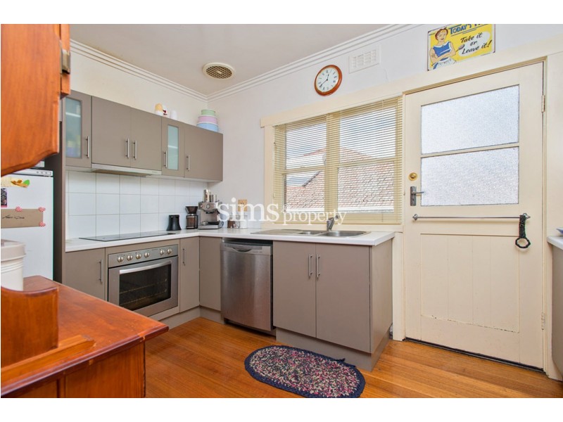 2/30 Trevallyn Road, Trevallyn TAS 7250