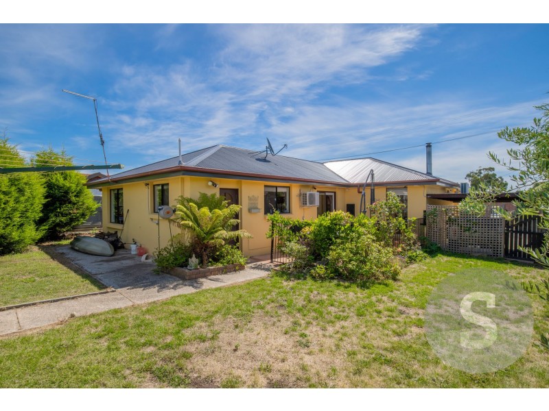 6 Mallard Place, Newnham TAS 7248