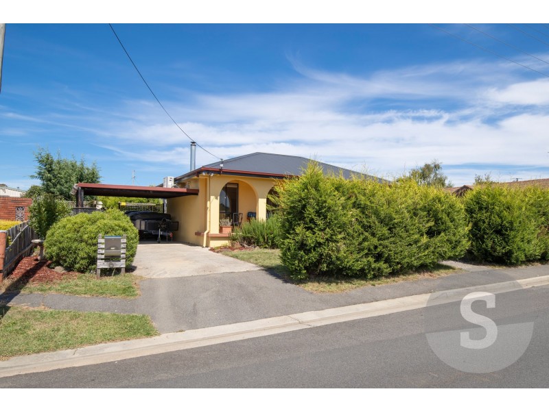 6 Mallard Place, Newnham TAS 7248