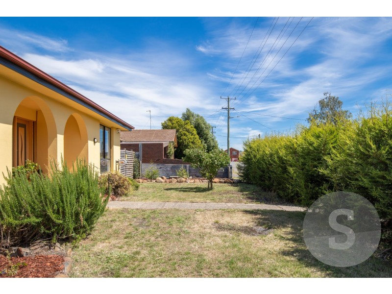 6 Mallard Place, Newnham TAS 7248