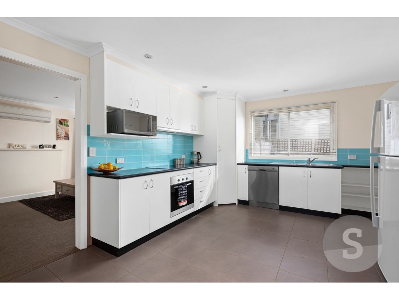 19 Sturt Crescent, Mayfield TAS 7248