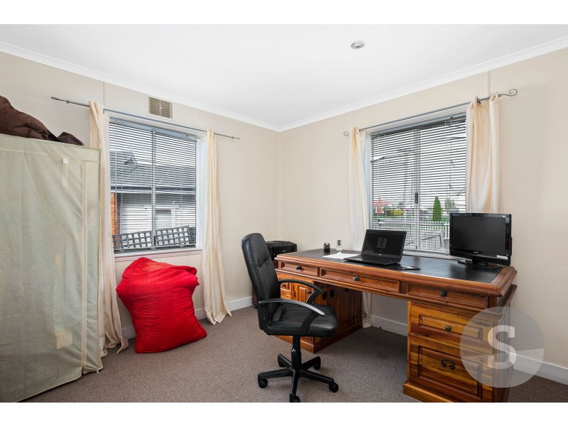 19 Sturt Crescent, Mayfield TAS 7248