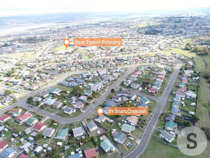 19 Sturt Crescent, Mayfield TAS 7248
