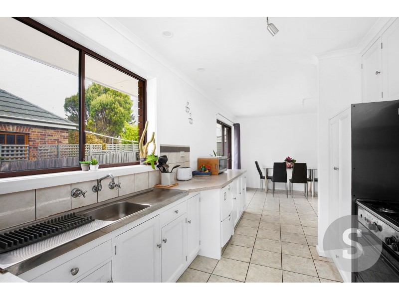 16 Burrows Street, Prospect Vale TAS 7250